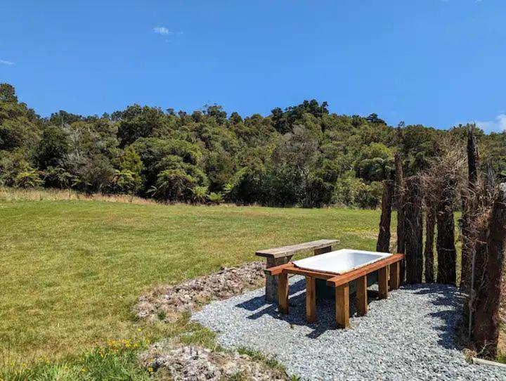 Enchanted Retreat In Greymouth Shared With Host Exterior photo